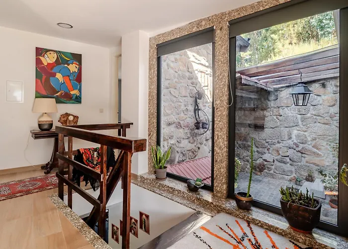 Casa Real De Cima Moreira do Castelo